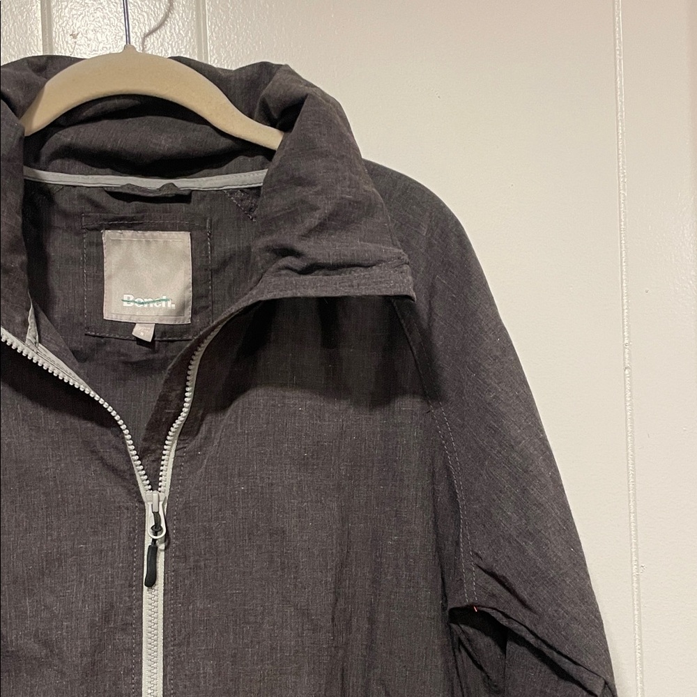 Bench Jacket - Picture 3 of 5